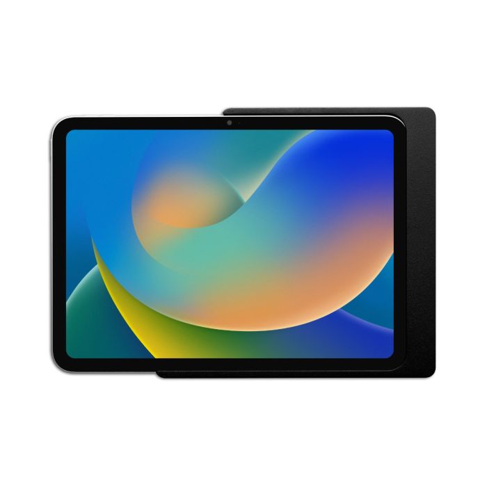 Detail der Displine Companion Wall Wandhalterung mit einem iPad 10,9 Zoll in Schwarz, mit Fokus auf Montage und Design.