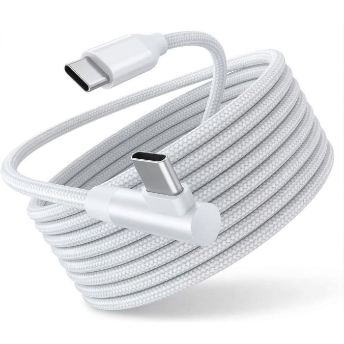 Detailaufnahme des Torvik USB-C auf rechtwinkliges USB-C Lade- und Datenkabel mit einer Länge von 3 Metern, in Weiß, mit gewellter Kabelstruktur.