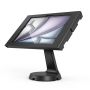 Seitenansicht des Compulocks Mast Apex Tischständers für iPad Air 11 Zoll, schwarz, mit geneigter Position.
