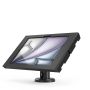Seitenansicht der Compulocks Rise Tischhalterung mit einem iPad Air, im 45-Grad-Winkel platziert.