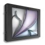 Seitenansicht der Compulocks Apex Wandhalterung für iPad Air, schwarz, mit modernem Finish und Montagedetails.