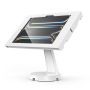 Seitenansicht des Compulocks Mast Apex Tischständers für iPad Pro 11 Zoll in Weiß, mit angewinkeltem iPad.