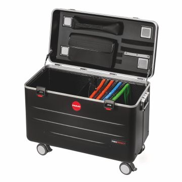 Offener PARAT TC20 EDUCOVER Ladekoffer mit 20 Tablets und Kabelmanagement, sichtbar in einem organisierten Layout.