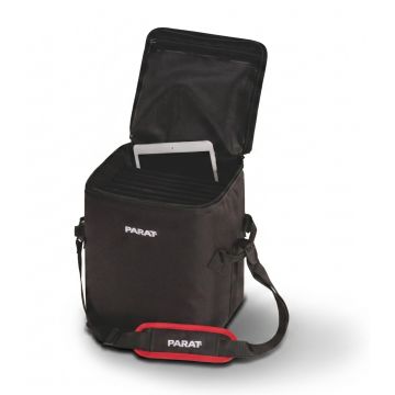 Offene PARAT TB10 TabletBag mit sichtbarem Tablet im Fach, schwarz mit verstellbarem Schultergurt.