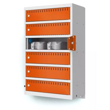Seitenansicht des Lockeel Wandladeschranks mit 6 Fächern, mit offenem Fach und sichtbaren Ladestationen.