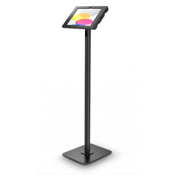 Seitenansicht des Compulocks Swift Swell Bodenständers für iPad, schwarz mit klarem Display im Einsatz.