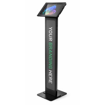 Seitenansicht des Compulocks BrandMe Apex-Bodenständers für Microsoft Surface Pro 11 mit schwarzem Design und Touchscreen.