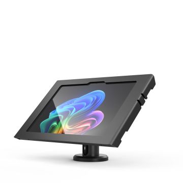 Seitenansicht des Compulocks Rise Tischhalters für Microsoft Surface Pro 11, mit angewinkeltem Tablet.