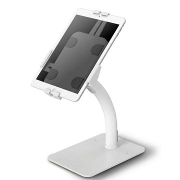 Seitenansicht des diebstahlsicheren Tischständers Scolio mit Tablet, gut sichtbar mit Kabelmanagement und stabilem Standfuß.